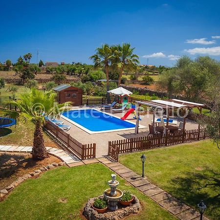 Villa Santa Eulalia Can Picafort  Eksteriør billede